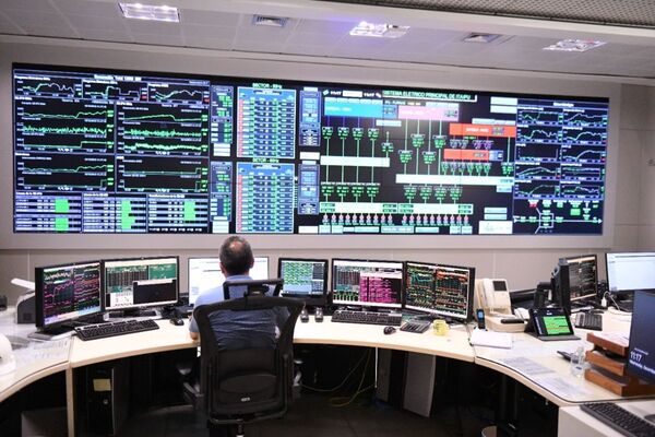 Itaipu suministr贸 al pa铆s 6.382 GWh de energ铆a el茅ctrica en el periodo de enero a marzo de 2025