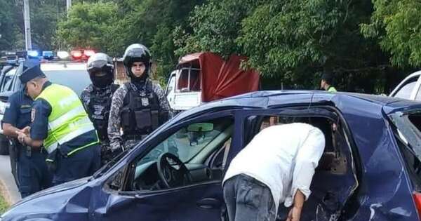 La Nación / Guarambaré: un hombre huyó de la Policía y protagonizó accidente fatal