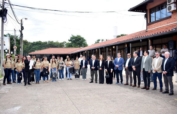 La Universidad Rural del Paraguay empezó la formación de líderes del futuro.