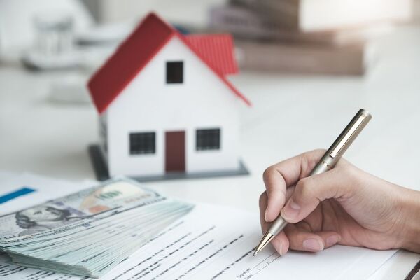 Feller Rate: La producción de seguros en Paraguay presentará una nueva suba en 2025 - MarketData