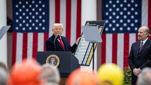 Aranceles de Trump: “EE. UU. no volverá a su glorioso pasado industrial” - Portal Digital Cáritas Universidad Católica