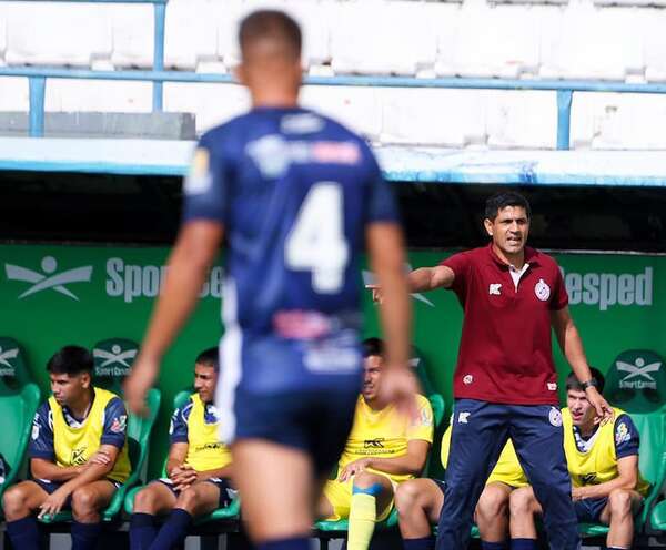 Pastoreo FC, tres partidos con técnicos distintos - Fútbol de Intermedia - ABC Color
