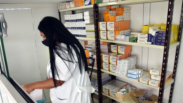 Ejecutivo crea una base de datos de medicamentos a nivel nacional