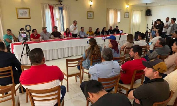 Mineros piden respeto a la extracción de oro legal en Paso Yobái – Prensa 5