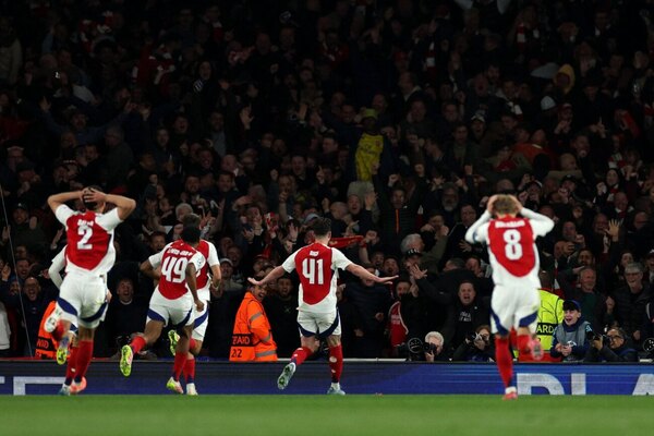 Versus / Arsenal golea en Londres y deja al Real Madrid al borde del precipicio