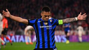 Un Inter implacable derrota al Bayern