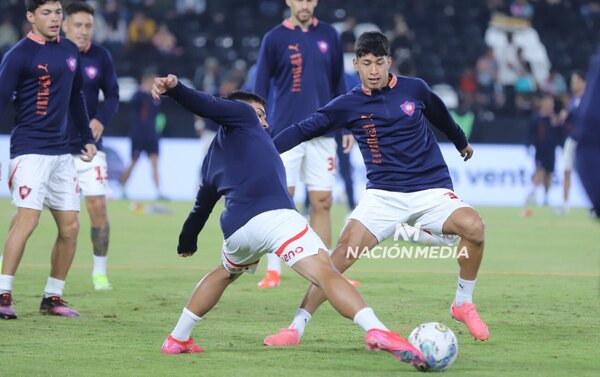 Versus / Diego Martínez perfila a un debutante absoluto para medir a Palmeiras