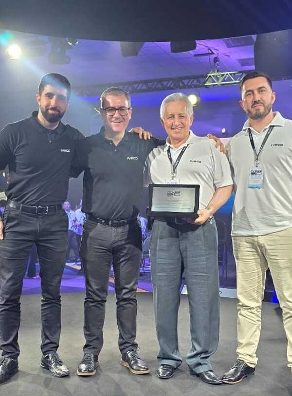 Rodomaq S.A. fue premiado como TOP IMPORTER de IVECO