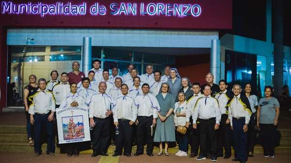 Viacrucis con niños estacioneros en San Lorenzo - Nacionales - ABC Color
