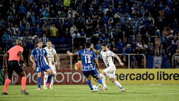Luqueño cae ante Godoy Cruz en Mendoza