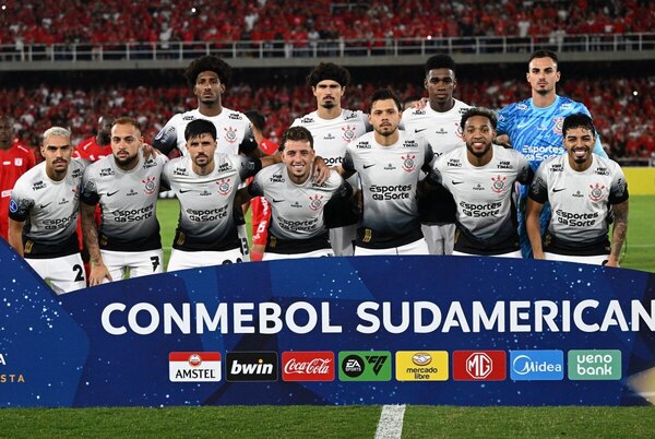 Versus / El Corinthians de Ángel Romero apenas suma un punto en la Sudamericana