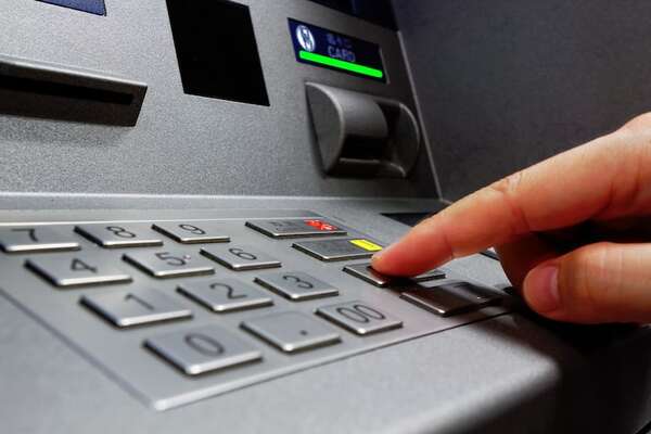 MIC niega que “bancarización” de mipymes esté direccionada - Economía - ABC Color