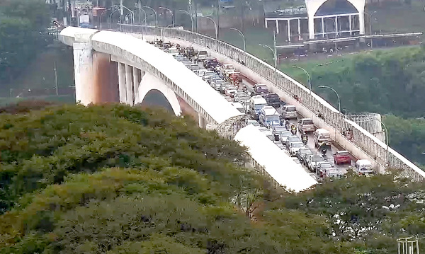 Mucha expectativa en el comercio y turismo fronterizo por feriados de abril - La Clave