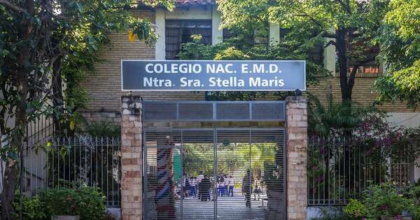 Diario HOY | Alumnos toman el colegio Stella Maris y denuncian una serie de irregularidades