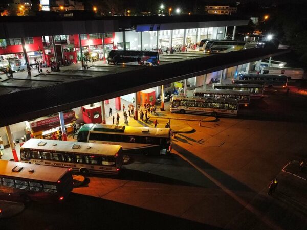 Liberarán buses desde el 16 de abril para facilitar viajes en Semana Santa - ADN Digital
