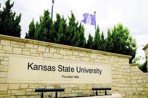 Postulaciones para becas en Kansas cierran este 14 de abril - ADN Digital