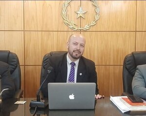 Negligencia fiscal hizo que el caso de un docente de Villarrica acusado de abuso quede impune, afirman - Judiciales.net
