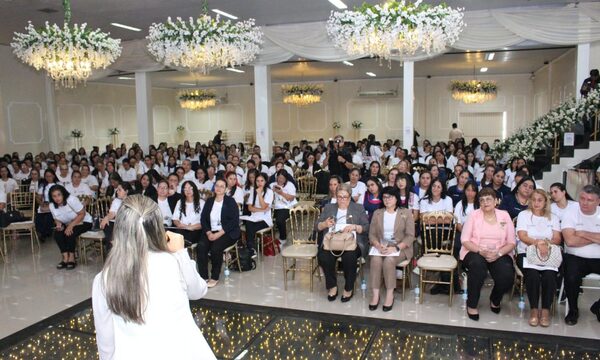 Congreso de Capacitación TEA congregó a 400 directores y docentes de Ciudad del Este