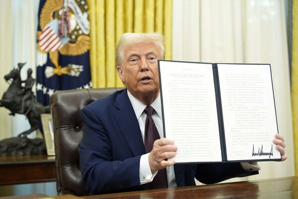 UE impone nuevos aranceles a EE.UU. en represalia por tarifas de Trump - 1000 Noticias