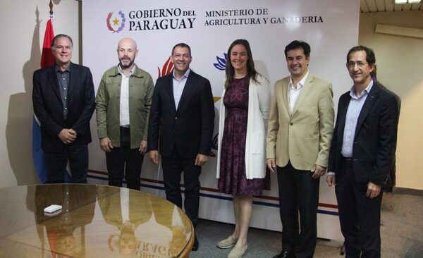 Paraguay y la FAO trazan hoja de ruta para desarrollo sostenible de la acuicultura - .::Agencia IP::.