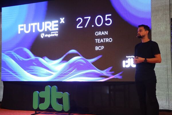 FutureX 2025: innovaci贸n y liderazgo global en Paraguay con Singularity University