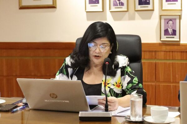 Ministra Llanes informó sobre gestión entre la CSJ, juzgados de Ejecución, OTP y MJ