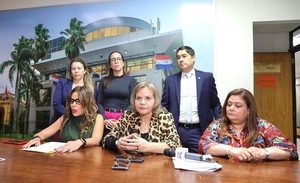 Concejalas solicitan que retiren proyecto de ley que crea el Ministerio de la Familia