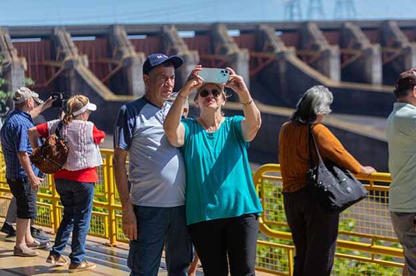 Turistas locales e internacionales podrán disfrutar los atractivos de Itaipú durante la Semana Santa | DIARIO PRIMERA PLANA