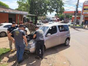Video: Policía recupera un vehículo robado en Lambaré - Policiales - ABC Color