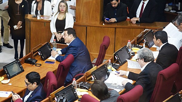 Pese a fuertes acusaciones, Juan Baiardi irá a Colombia