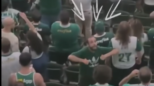 ¿Con la misma moneda? Los gestos que hinchas de Palmeiras hicieron a los cerristas