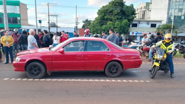 Mujer muere tras ser atropellada dos veces en Ciudad del Este
