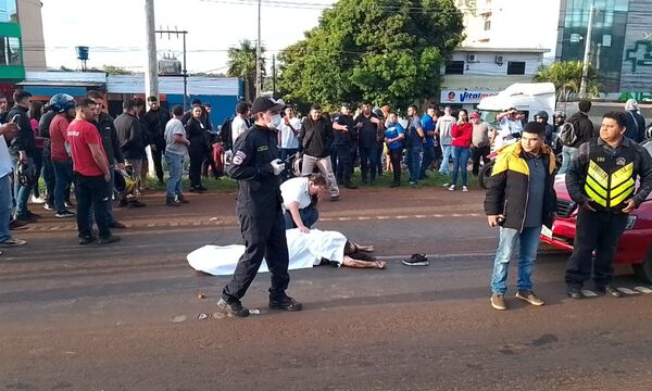 Mujer falleció tras ser embestida por una motocicleta y arrastrada por un auto – Diario TNPRESS