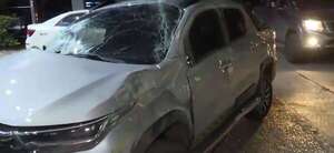 Lo que dice el hombre que corrió desnudo, hurtó y chocó una camioneta - Policiales - ABC Color