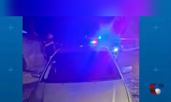(VIDEO)Asaltantes emboscaron a dueña de joyería cuando llegaba a su casa