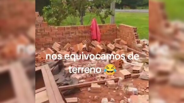 ¡Ndee! Se equivocaron y construyeron en terreno ajeno