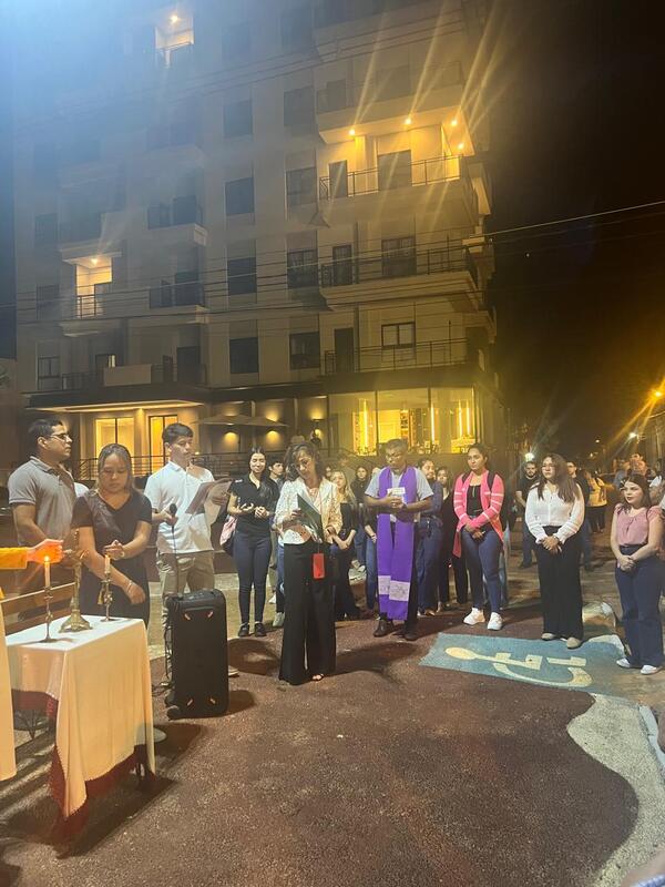 Realizaron tradicional Vía Crucis en Campus Concepción - Portal Digital Cáritas Universidad Católica