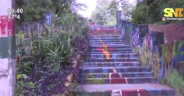 Ciudadanos impulsan proyecto para recuperar la tradicional escalinata de Areguá - SNT