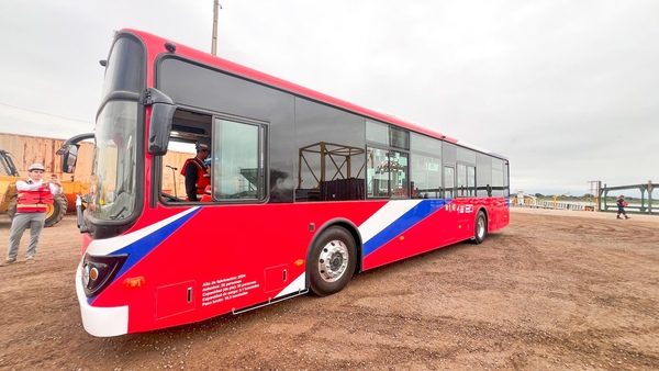 Buses eléctricos completan 30 unidades que se integrarán al sistema de transporte