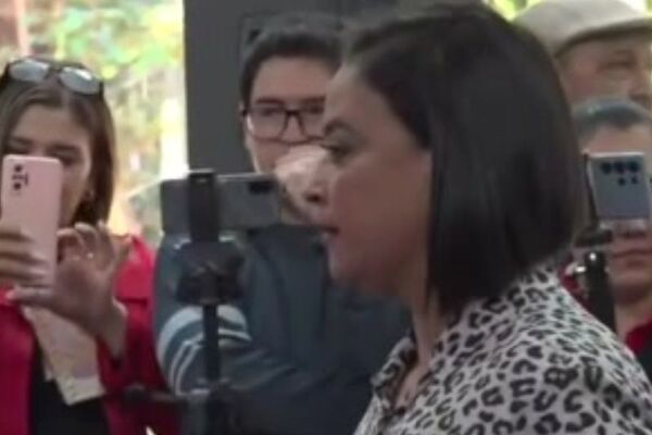 Ciudadanos reclaman por crisis en salud pública durante visita de ministra a Alto Paraná - SNT