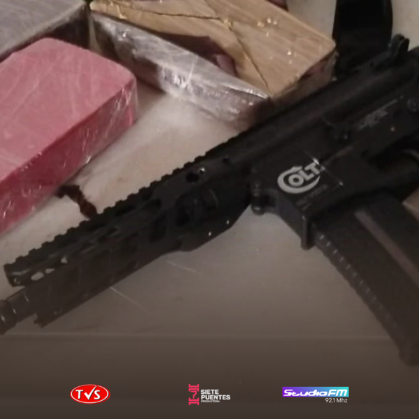 YPANÉ: CUATRO HOMBRES ARRESTADOS CERCA DE UN COLEGIO CON CRACK Y UN ARMA DE FUEGO - TVS