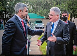 Ostfield mimó a Marito como socio estratégico, escondió sus negros negociados y sancionó a Cartes por motivos políticos, dispara diputado – La Mira Digital