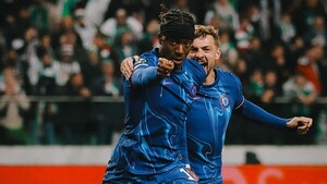 Chelsea pone pie y medio en las semifinales