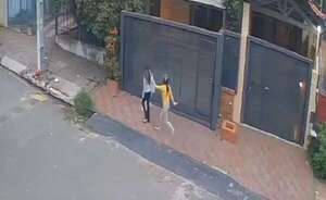 Video: motochorra ataca a una estudiante en Lambaré - Policiales - ABC Color