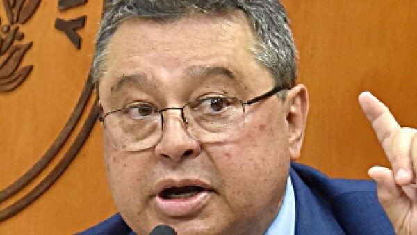Ahora Leite acusa a Peña de no cumplir las promesas de campaña
