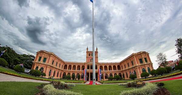 La Nación / Ejecutivo decreta asueto el miércoles 16 de abril para funcionarios públicos