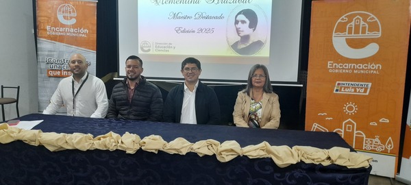 Municipalidad de Encarnación lanza el Premio “Clementina Irrazábal” al docente destacado 2025