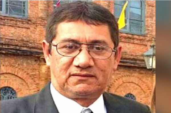 Exintendente presentó última constancia de obligaciones en 2024 y es advertido con revocatoria de suspensión condicional