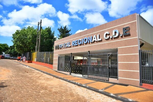 Médicos salvan el brazo de un niño que lo metió accidentalmente en una centrífuga - 1000 Noticias