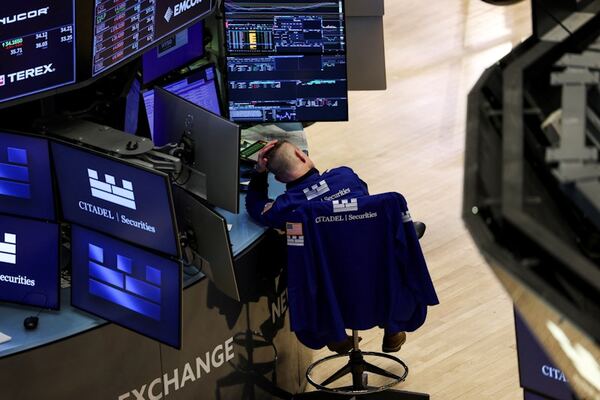 Wall Street abrió a la baja tras escalada arancelaria entre EE. UU. y China | Internacionales | 5Días